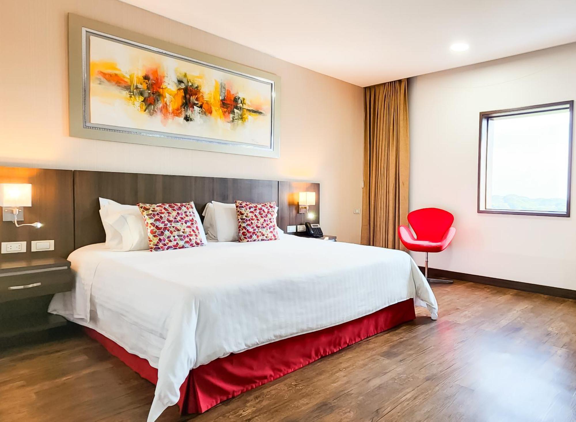 Hotel Royal Elim International Cali Exteriér fotografie Deluxe Room
